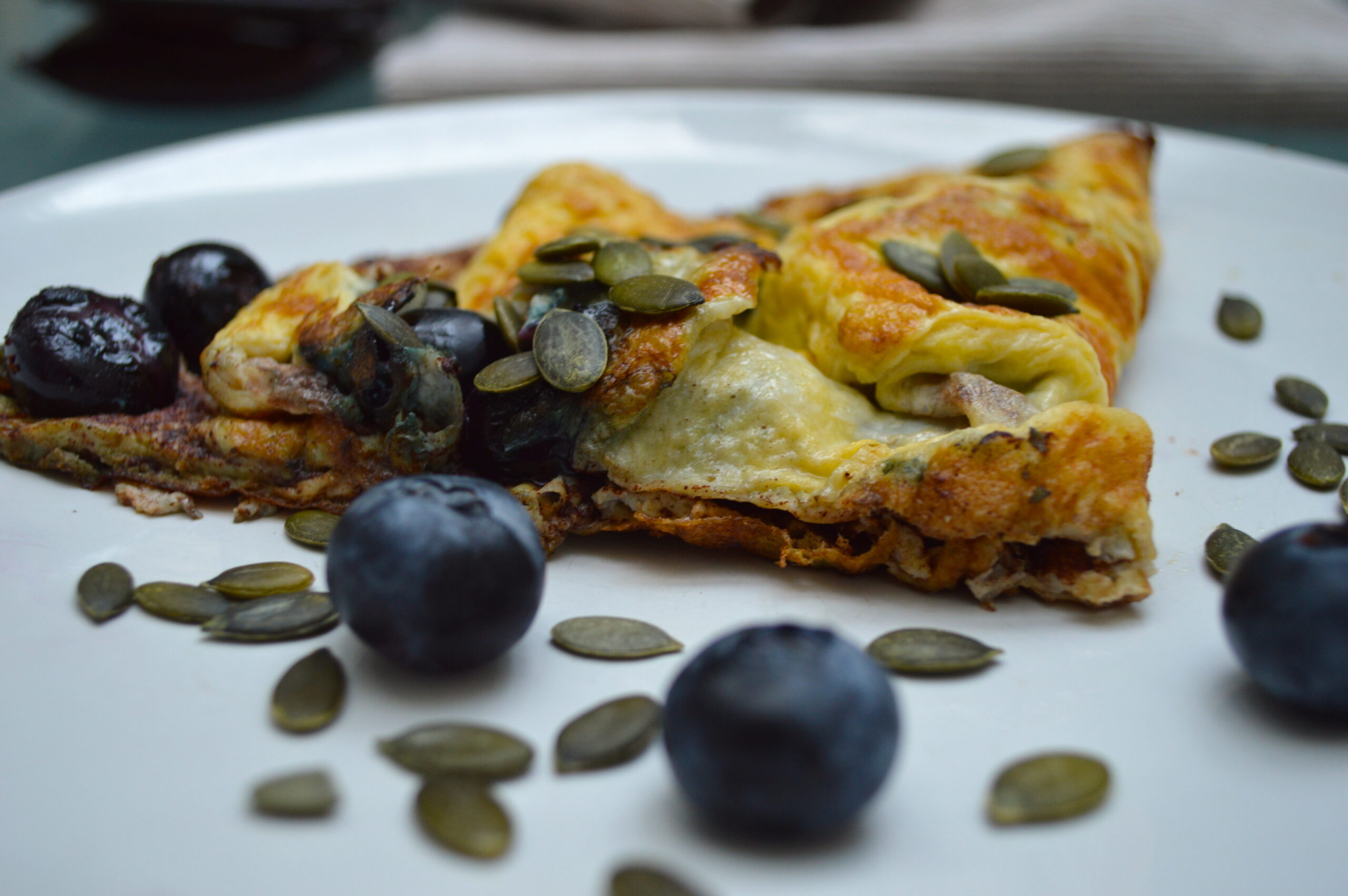 Blueberry and cinnamon omelette