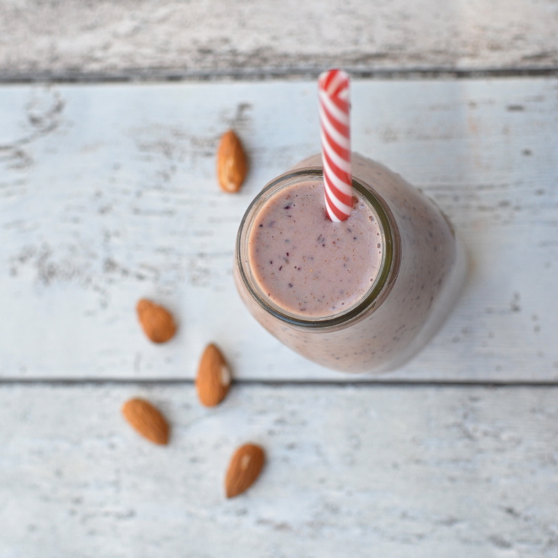 Blueberry And Almond Butter Smoothie