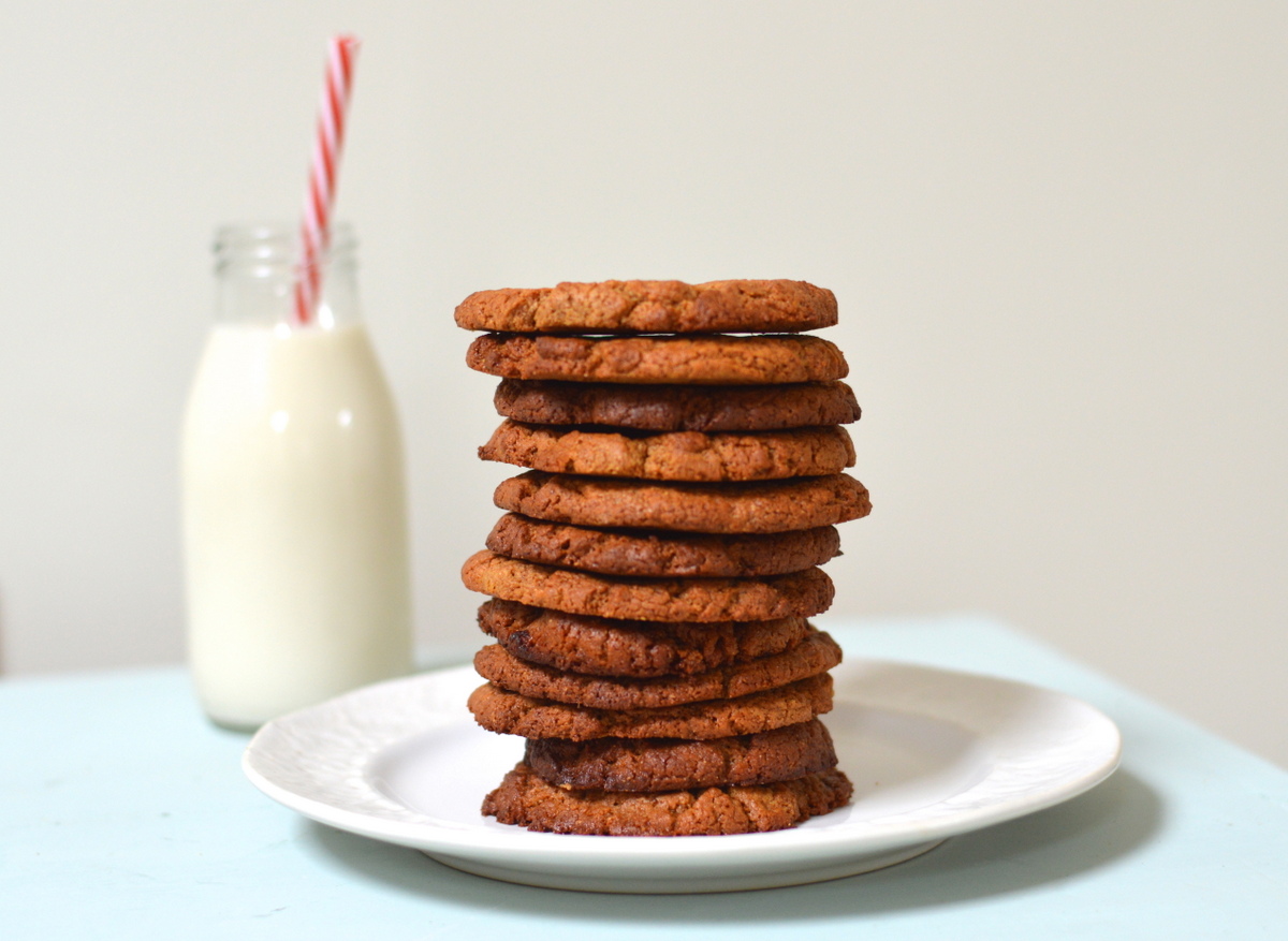 4 Ingredient Ginger nut Cookies